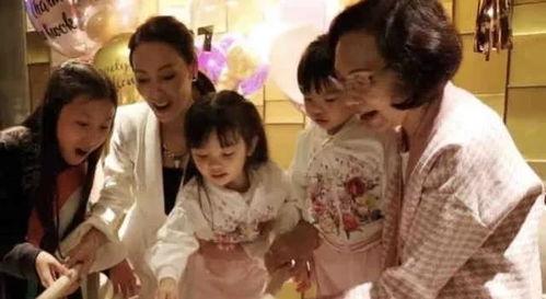 吃瓜娱乐小姐姐视频下载