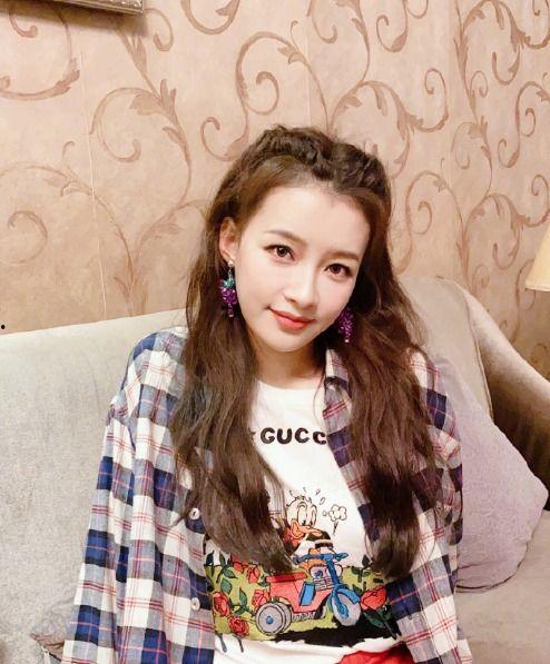 娱乐吃瓜孙怡小说,娱乐圈的甜蜜瓜田